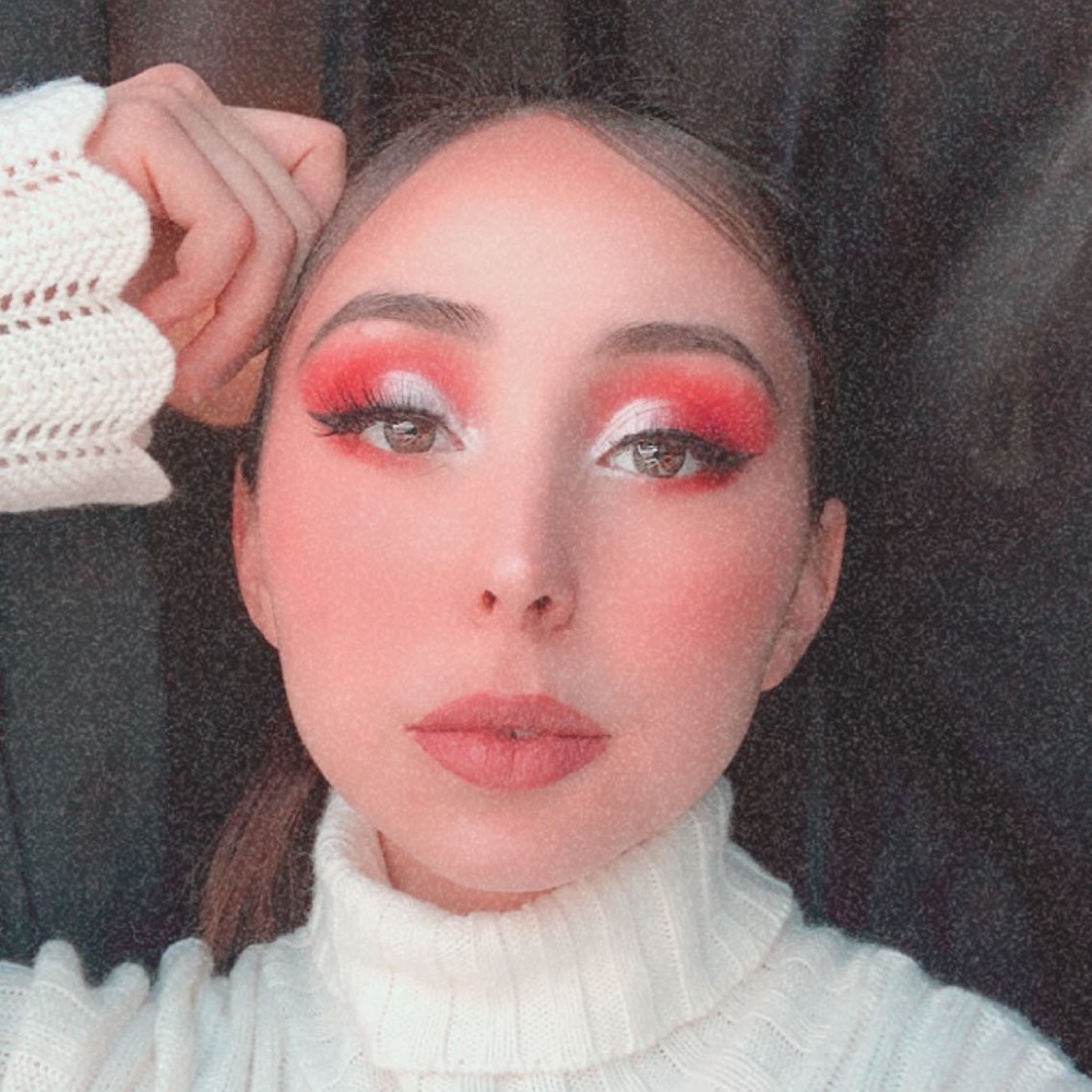 Meet your Posher, Alma